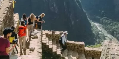 Descubre los lugares más destacados para explorar en Machu Picchu