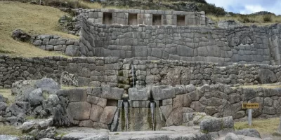 Recomendaciones para visitar el sitio arqueológico de Tambomachay en Cusco